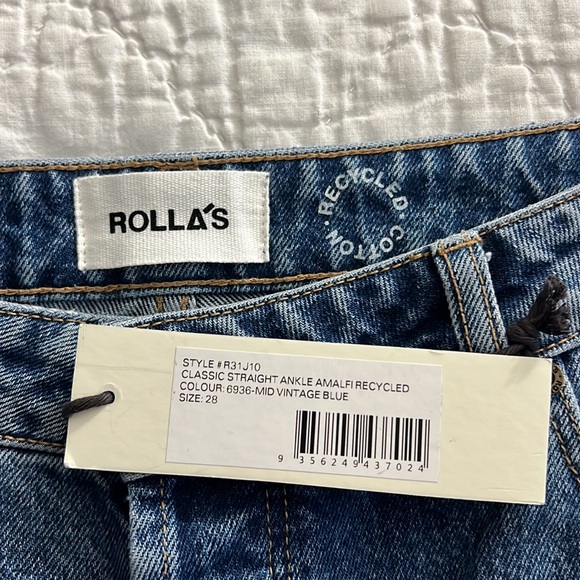 ROLLA’S Classic High Rise Straight Jeans in Mid Vintage Blue - Picture 10 of 16